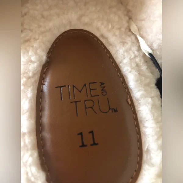 TIME and TRU Womens Wedge Clog Faux Suede/Fur Size 11 Memory Foam Insole New - Image 7