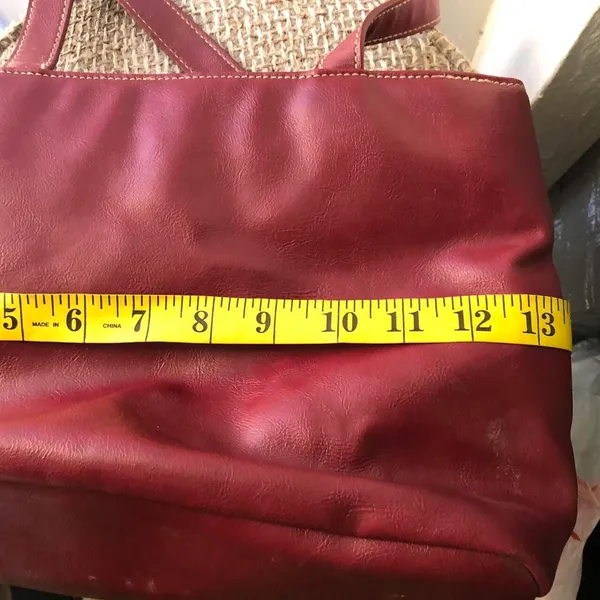 1990s vibrant red CARRYLAND leather shoulder hand rectangular bag purse - Image 4