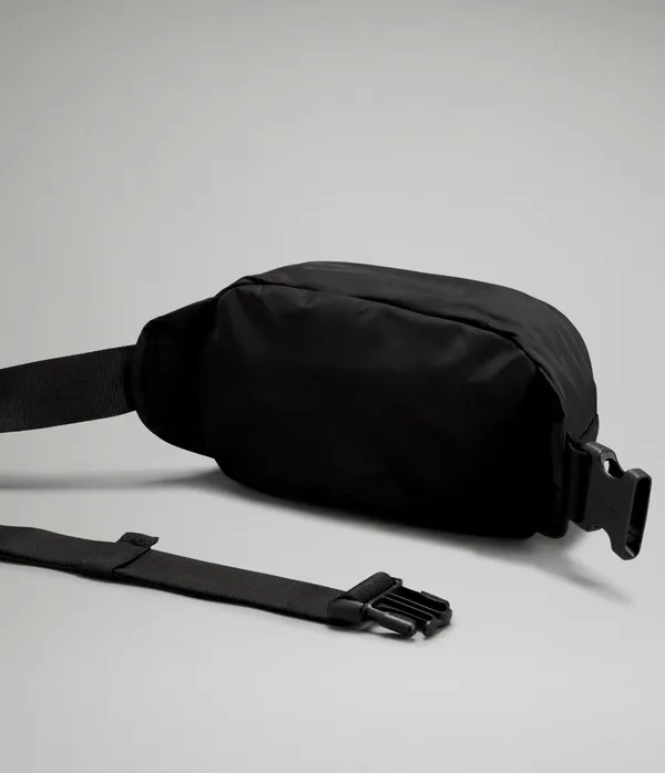 Lululemon Wonderlust belt bag NWT with a new shopping bag color varies - Image 4