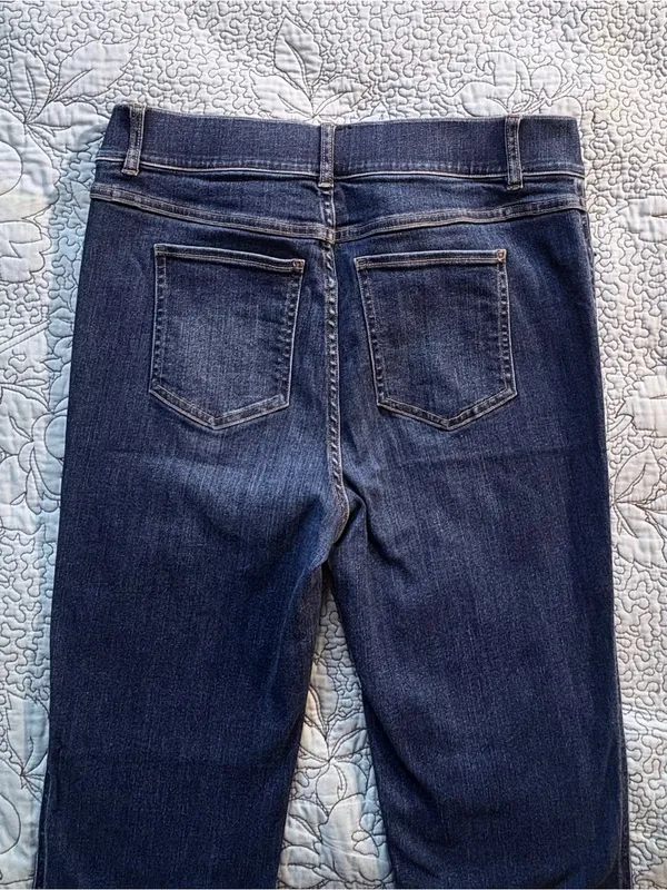 💥SPANX Pull On Flare Jeans Dark Wash High Rise Stretch Denim Size L🧡 - Image 8