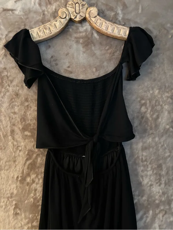 Salty Lemon Women’s Black Off-Shoulder Ruffle Sleeve Maxi Dress Size L - Image 3