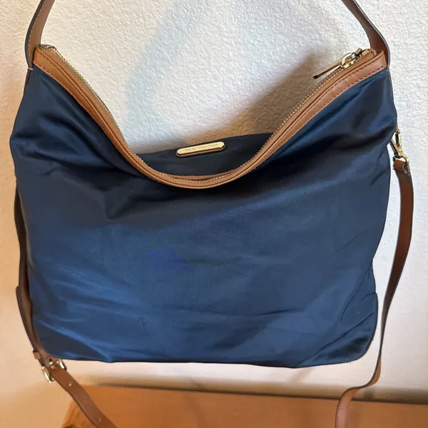 Michael Kors Kempton Tote Navy Nylon & Brown Trim Gold Tone Hardware Accents - Image 4