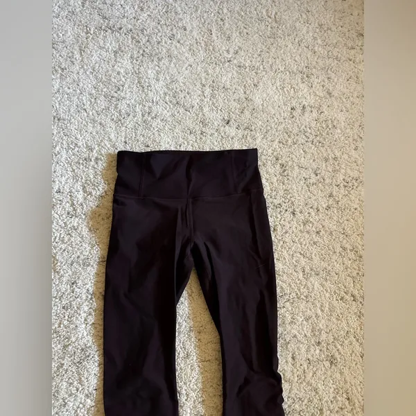 Lululemon In Focus Run Tight Size 10 Plum‎ Shadow PSHW Reflective Details - Image 4