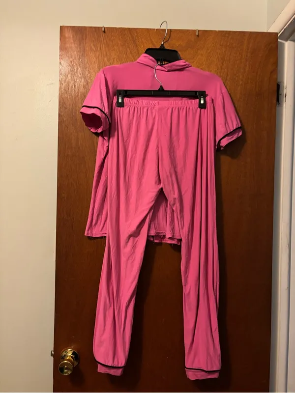 Women's Pink Short-Sleeve Button Pajama Set with Pocket Embroidery - Image 2