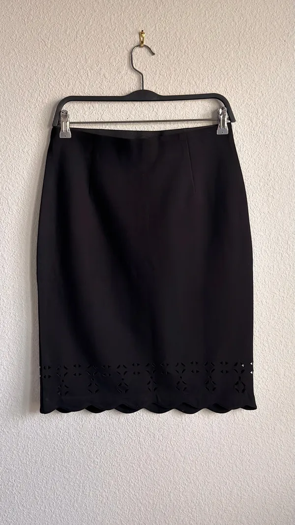 Amanda + Chelsea Black Pencil Skirt Size 6 - Image 8