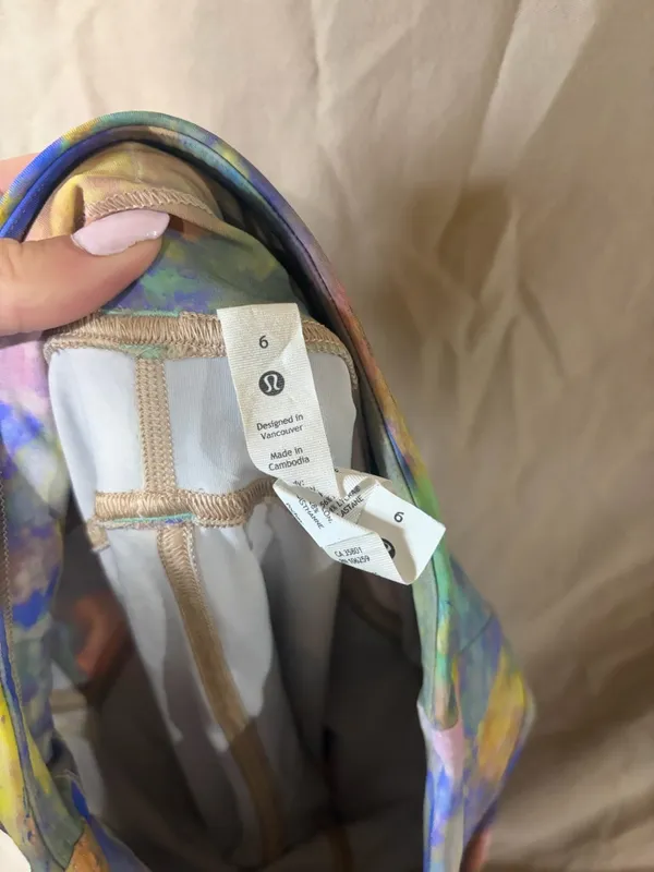 Lululemon Cargo Super-High-Rise Hiking Tight 25" - Image 5