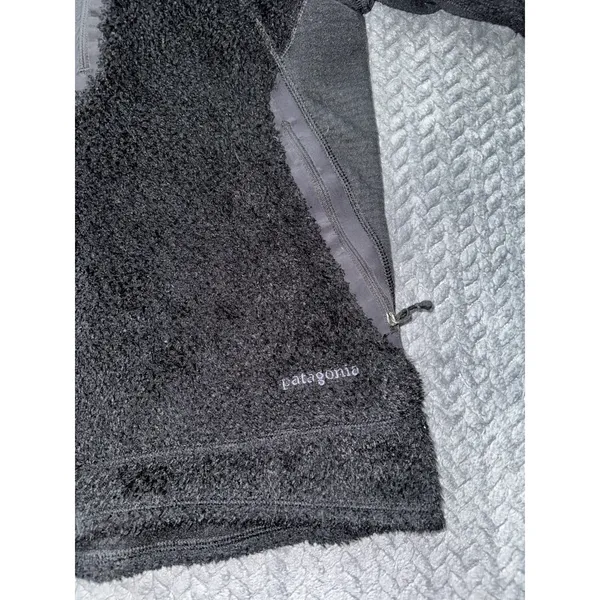 Patagonia Women's Black R1 Polartec Power Grid Full-Zip Fleece Jacket Sz Medium - Image 5