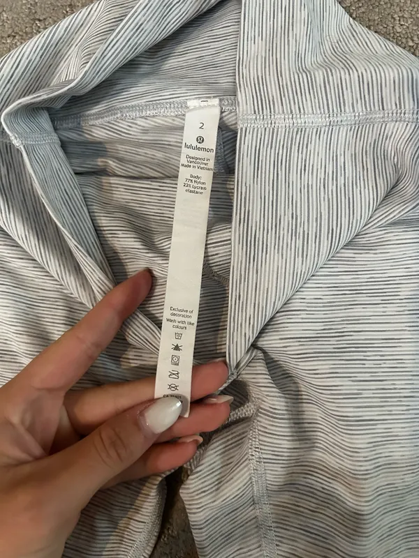 Lululemon Align Leggings 28" - Image 2
