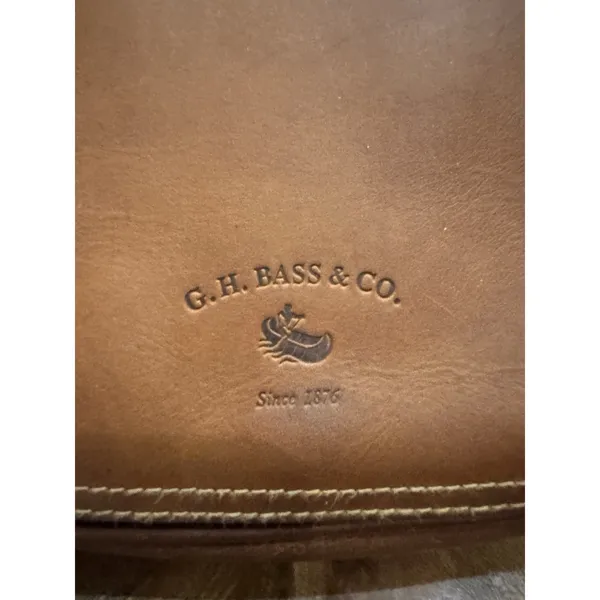 G.H.‎ Bass & Co. Brown Leather Shoulder Crossbody Bag Purse - Image 2