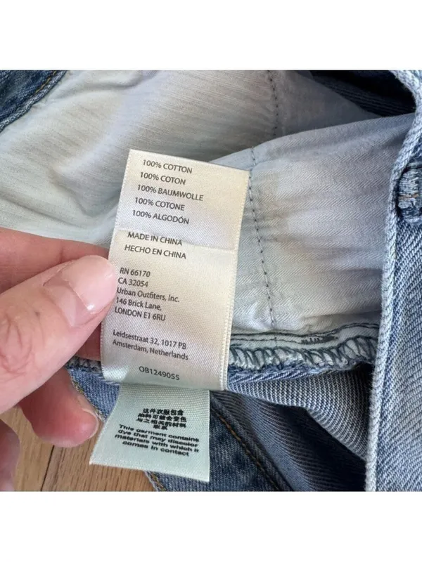 We The Free Distressed Denim Jean Shorts Size 27 - Image 4