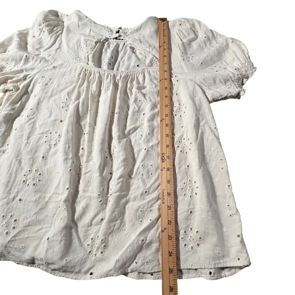 Torrid Eyelet Blouse Womens 1 White Smocked Puff‎ Sleeve Boho Pom Pom Trim Top - Image 7