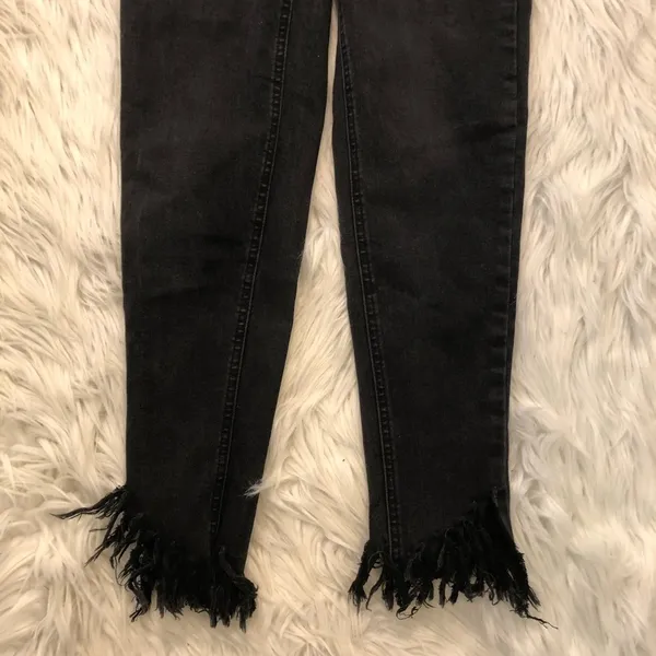 Five Plus Women's Size Small Cropped Jeans Black Fringe Studded Waist - Image 3