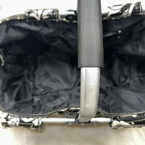 Elegant Black and White Patterned Women's Bag - Image 9