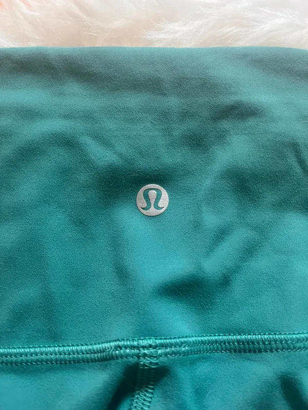 Lululemon Wunder Train 8” High Rise Teal Lagoon Bike Shorts - Image 4