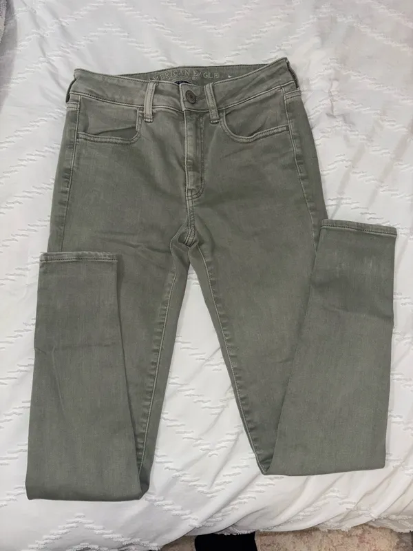 American Eagle Jeans - Image 2