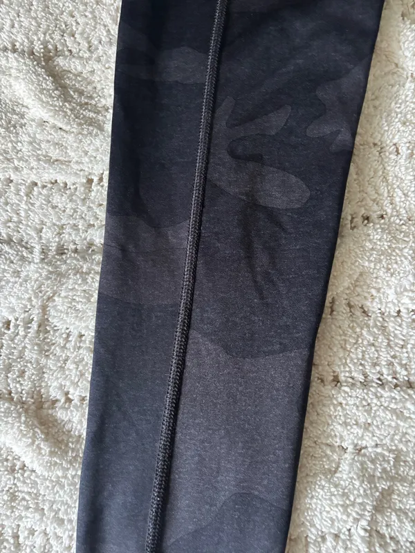 camo Aeropostale leggings - Image 3