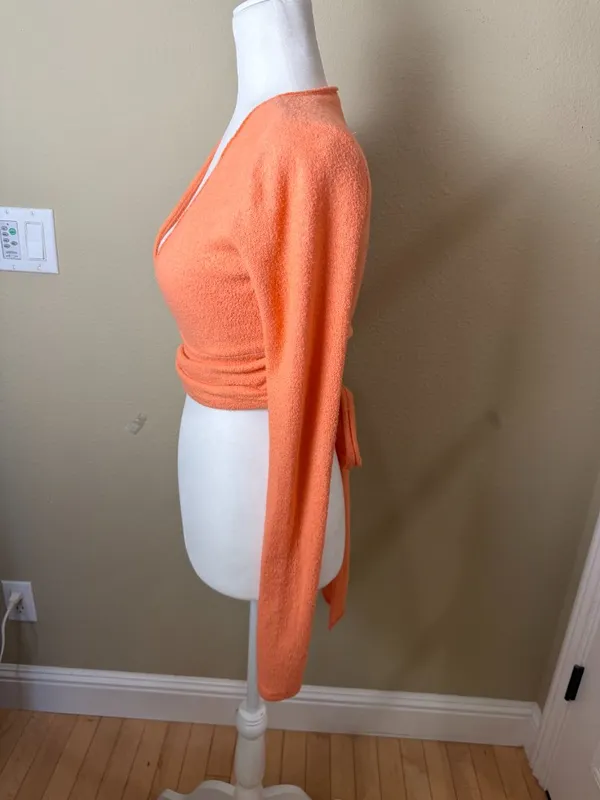 Urban Outfitters Out from Under Super Soft Tie Wrap Sweater Top Size Small - Image 4