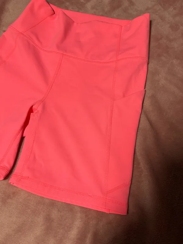 Fabletics shorts  - Image 2