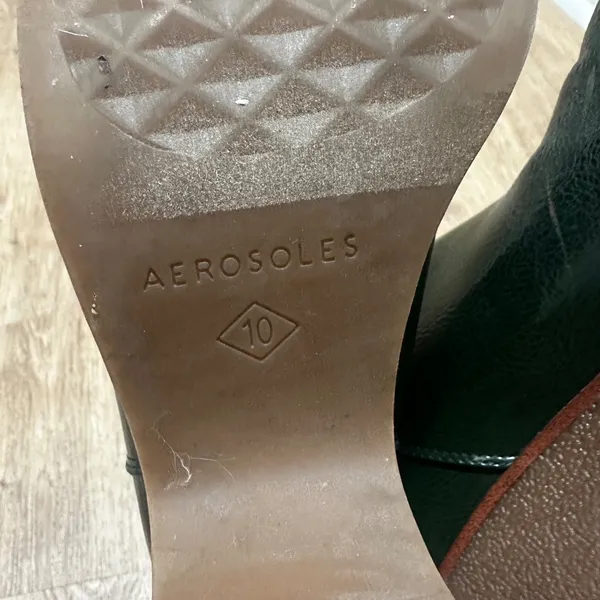 Aerosoles | Women's Dark Green Crinkle Wedge Chelsea Pointed Toe Ankle Boot, 10M - Image 9