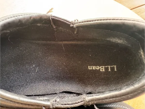 L.L.Bean Women’s 7.5 Wide Black Leather Slip On Comfort Shoes - Image 4