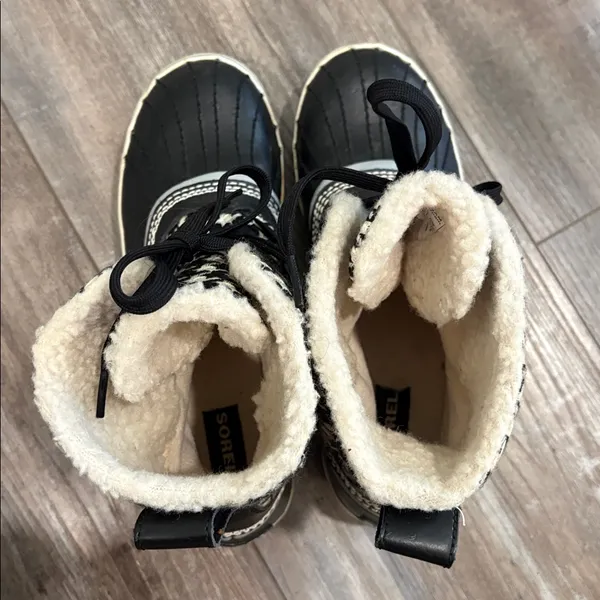 Sorel Tivoli houndstooth size 7 - Image 5