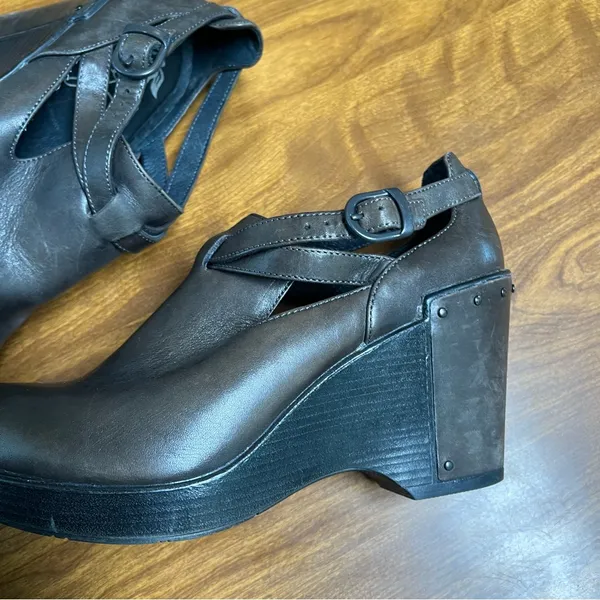 Dansko Franka Wedge Booties Brown Leather Cutout Heel Clogs Strap size 39 - Image 5