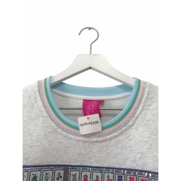 NWT Queen of Sparkles Mahjong Sweatshirt Small Gray Sequin Graphic - Image 4