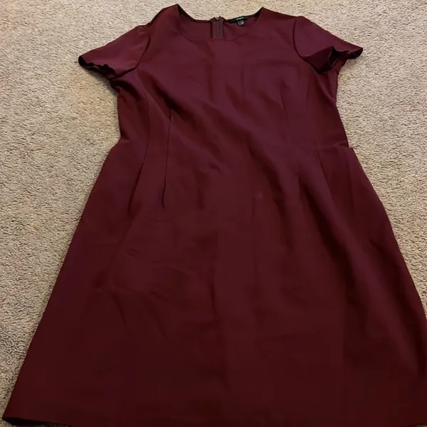 ‎Draw large dress - Image 3