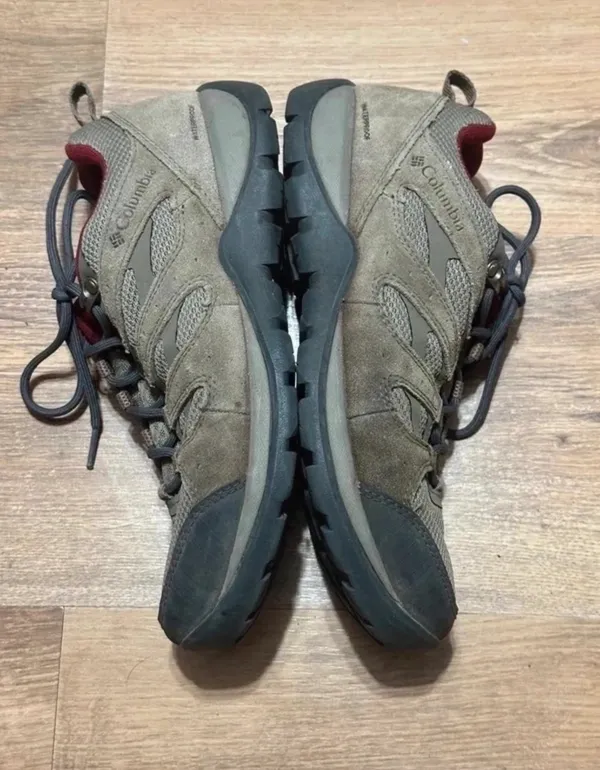 Women’s Columbia Hiking Shoes Waterproof - Image 3
