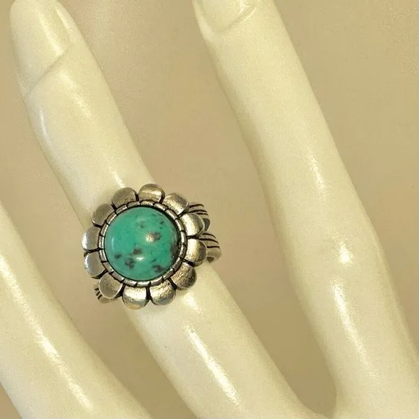 Premier Designs silver tone and turquoise blue Cabo ring - Image 9