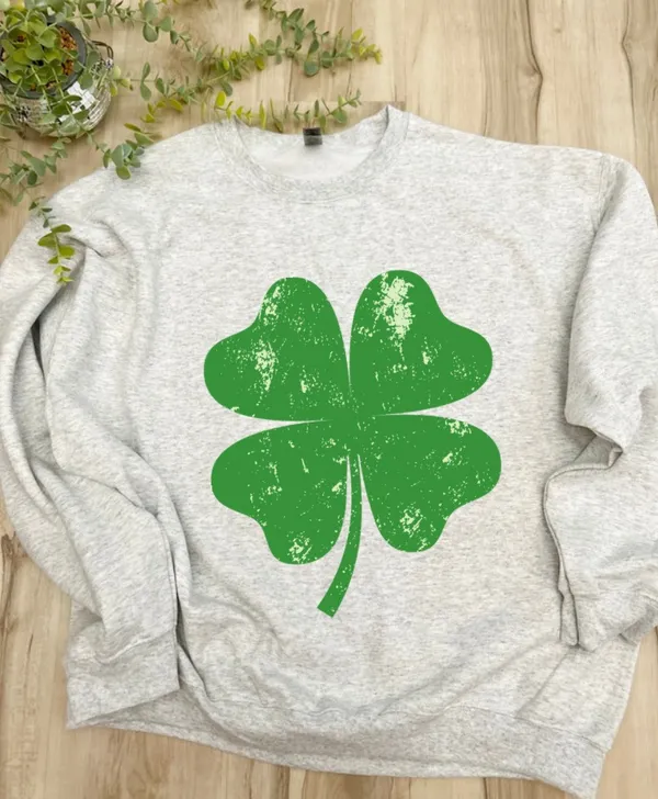 NEW / Retro Shamrock Sweatshirt - Image 3