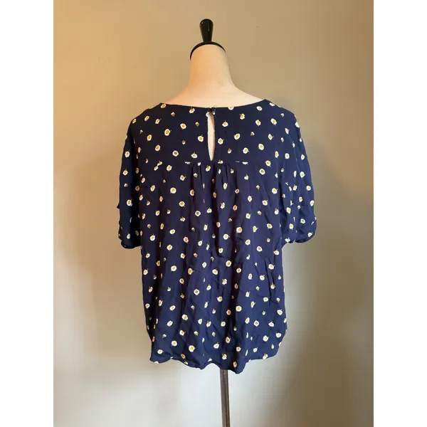 Madewell Navy Blue Daisy Floral Blouse Top M Short Sleeve boho Y2K cottage blou - Image 3