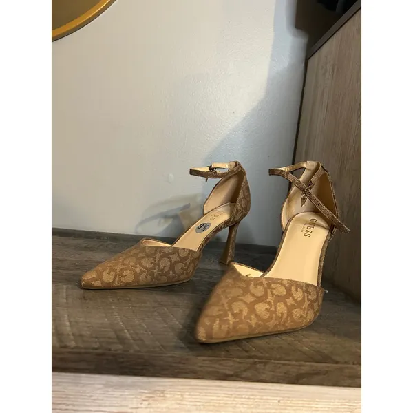 GUESS Monogram Logo D'Orsay Pointed Toe Ankle Strap Pumps Tan Brown Womens 9.5 - Image 2