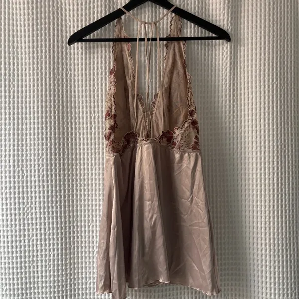 Auden demure taupe floral lace satin slip dress nightie coquette fairy whimsy XL - Image 4