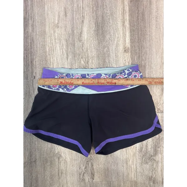 Lululemon Groovy Run shorts in Black Power Purple Flora Run Speed‎ Short Size 6 - Image 6