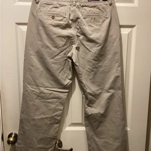 Women’s vineyard vines khaki trousers 32 x 32 - Image 4