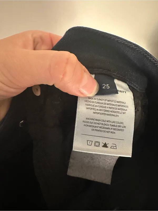 NWOT Citizens of Humanity Isola flare jeans blue 25 - Image 5