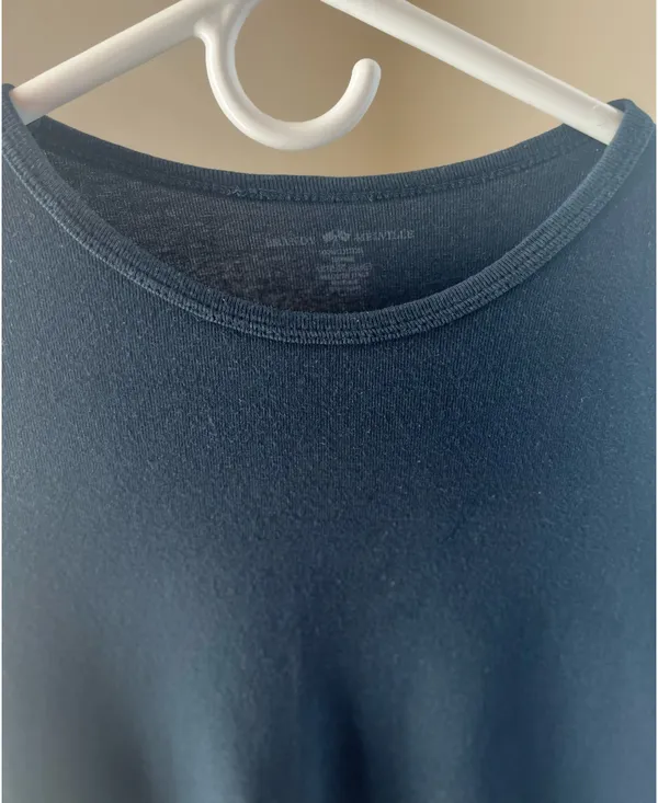 Long Sleeve Brandy Melville Navy Blue - Image 3