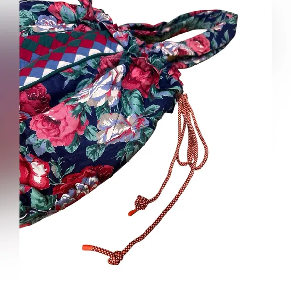 HANDMADE Quilted Bag Tote Large Patchwork Design 23”x16” Cinch Close Floral 90s - Image 4