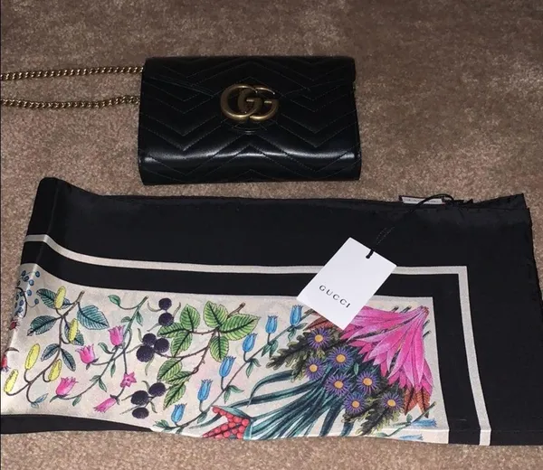 NWT Gucci Silk Scarf with Floral Print - Image 12