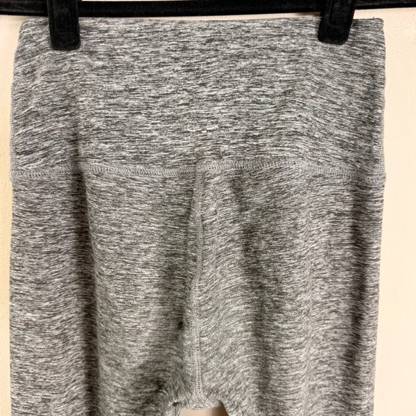 Beyond Yoga Spacedye High Rise Yoga Leggings Grey Heathered 24.5 Inseam Small - Image 3