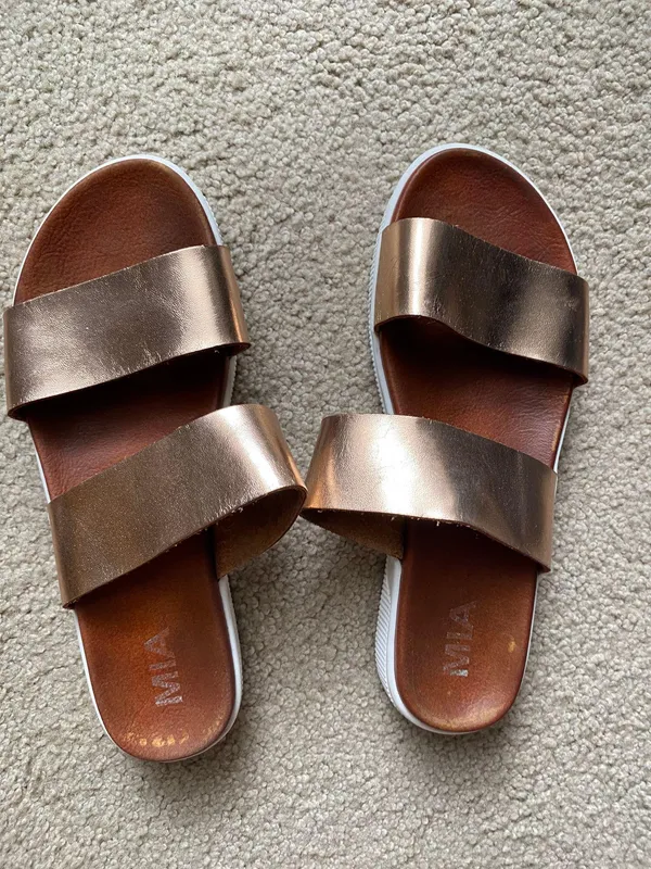 Rose Gold Metallic Platform Sandals - Image 4