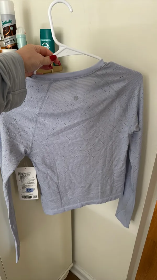 Lululemon Swiftly Tech Long Sleeve Race Length 2.0 - Image 3