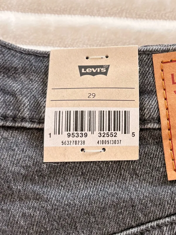 NWT Levi's 501 Women's Charcoal Gray Cutoff Denim Shorts Size 29 - Image 6
