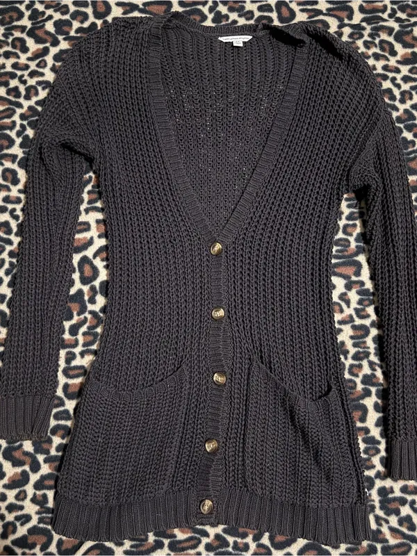 2000s vintage brownish black 2014 american eagle cable knit button down cardigan - Image 3