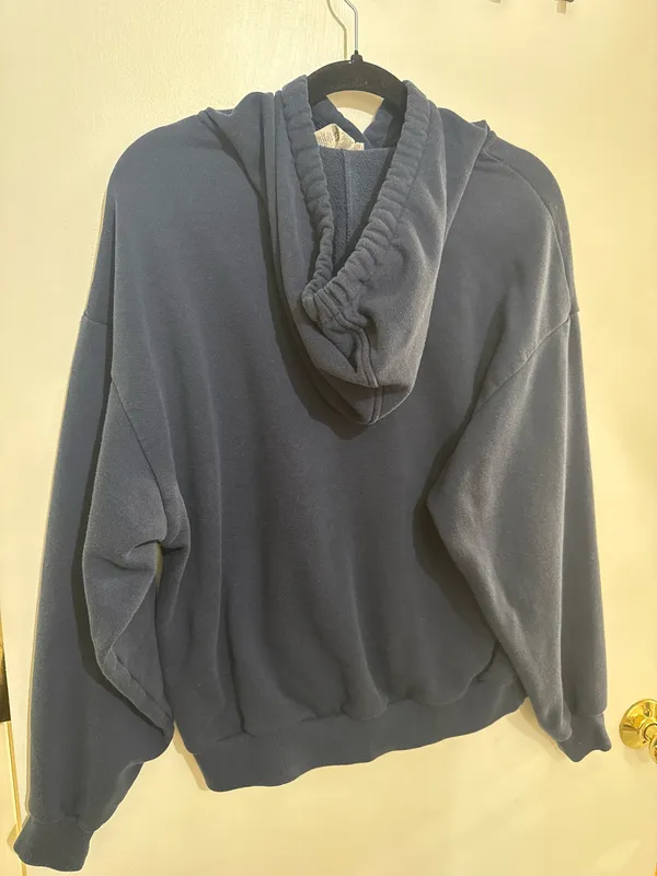 Alo Accolade Yoga Hoodie - Image 3