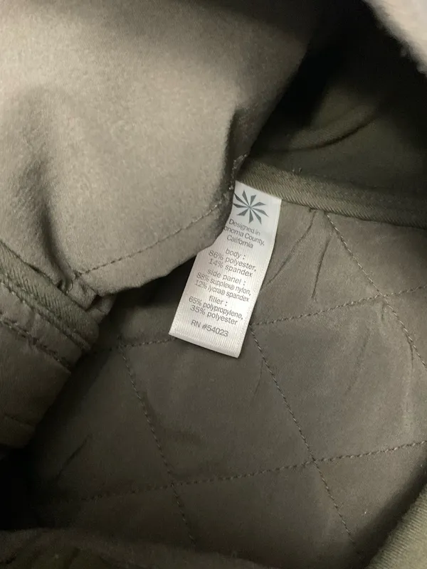 Athleta upside green vest size small - Image 7