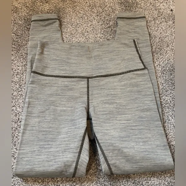 Lululemon Wunder Under High Rise Leggings - Image 3