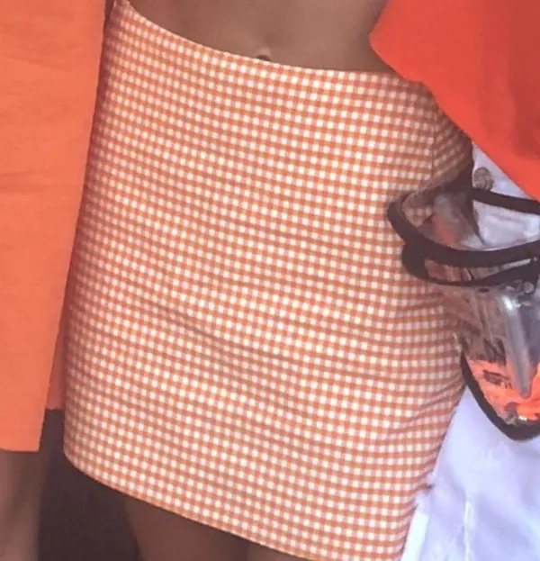 Urban Outfitters orange and white checkered mini skirt size XS - Image 2