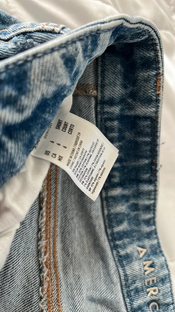 American Eagle curvy 90s high rise straight distressed jeans - Image 6